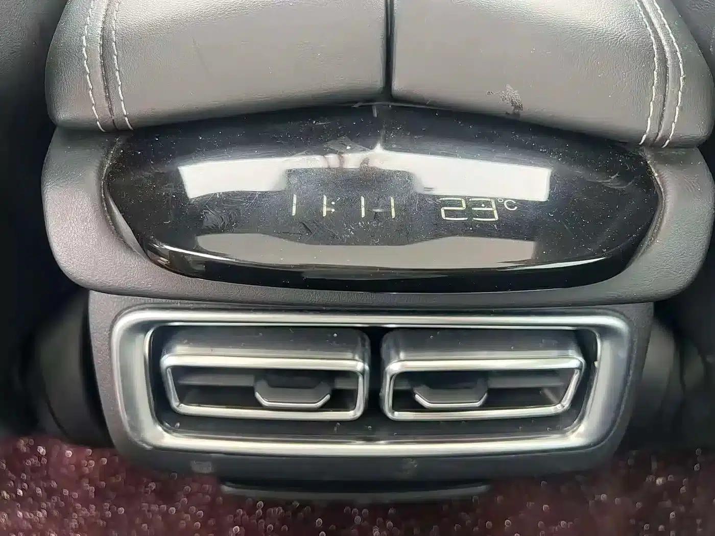 Nezha S 2022 Range Extended Edition, 1160km, Rear-Wheel Drive Mid-Range Version — миниатюра 12