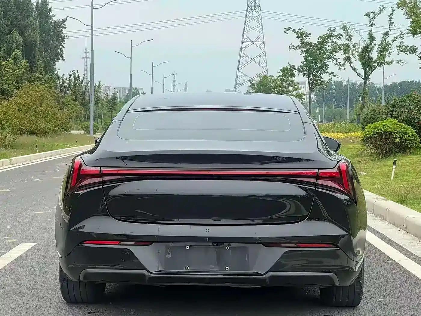 Nezha S 2022 Range Extended Edition, 1160km, Rear-Wheel Drive Mid-Range Version — миниатюра 15