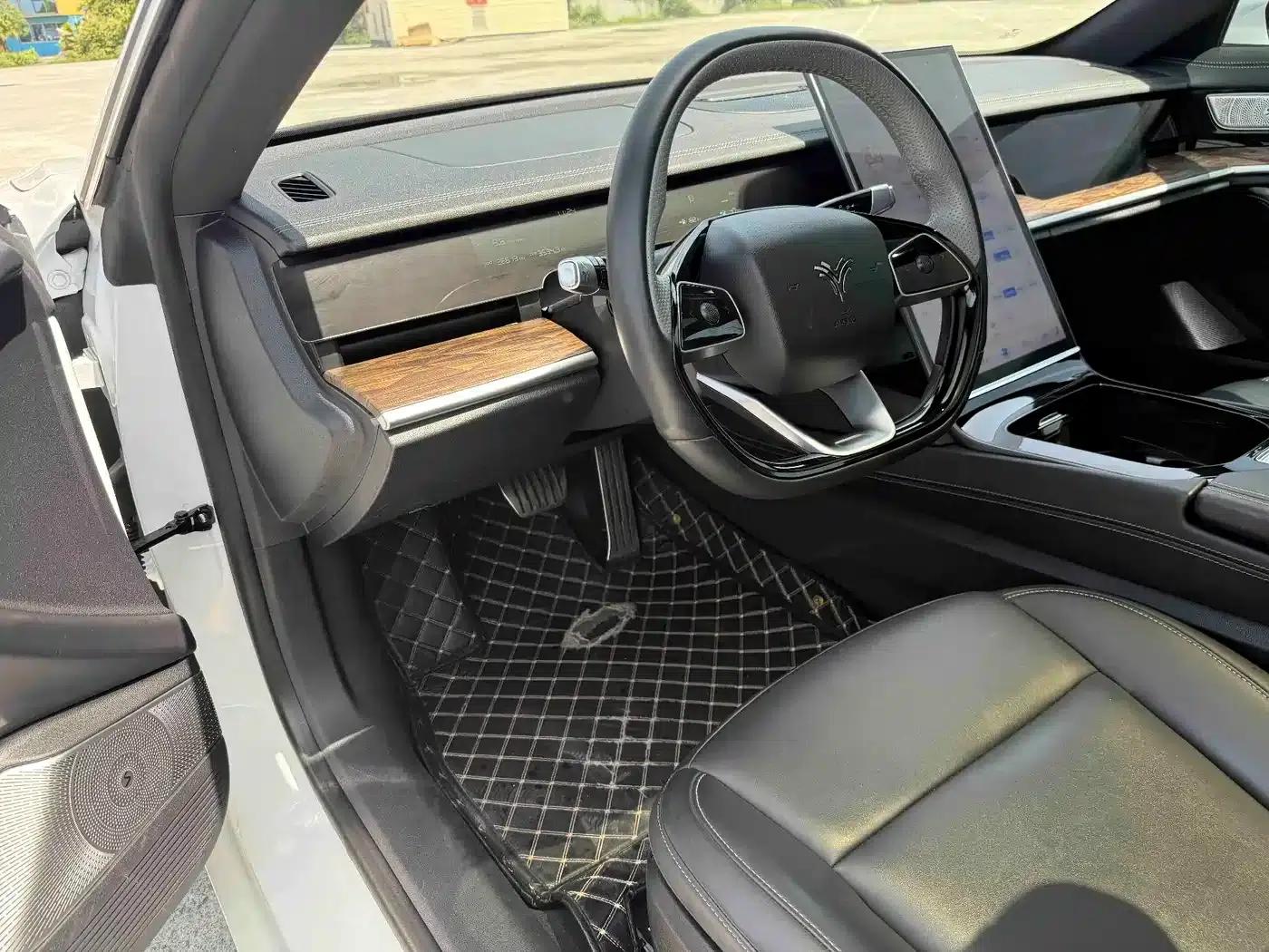 Nezha S 2024 Range Extender 1060 Lite Edition — миниатюра 7