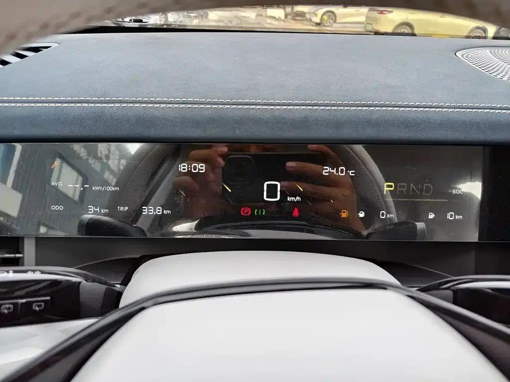 Nezha L 2024 Range Extended 310km Flash Charge Edition — миниатюра 12