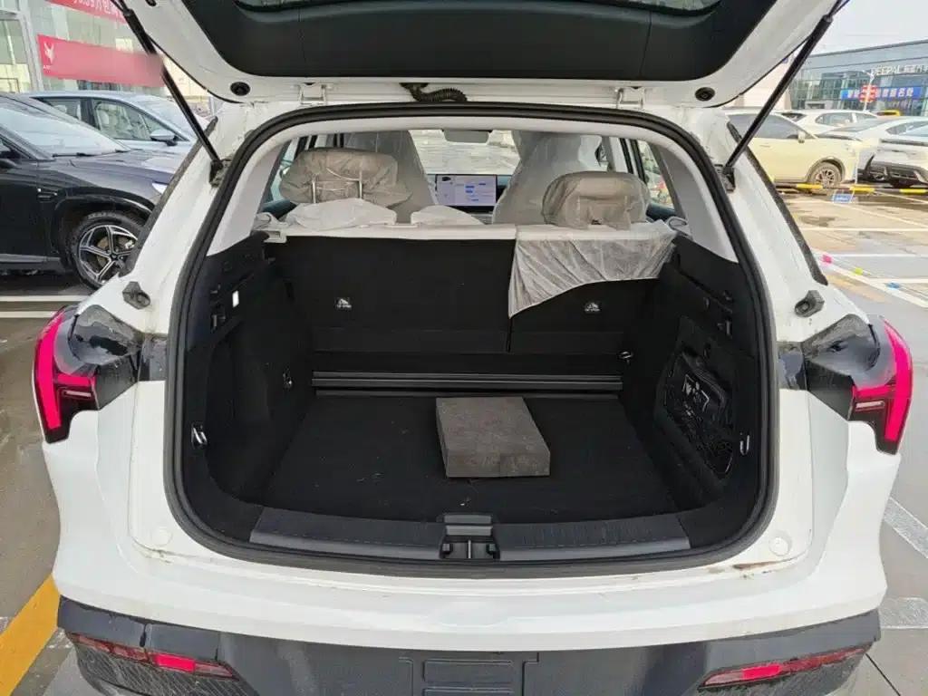 Nezha L 2024 Range Extended 310km Flash Charge Edition — миниатюра 19