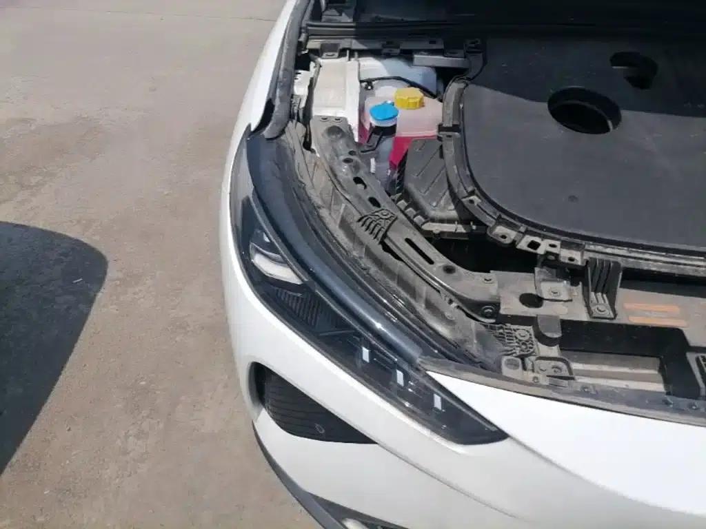 Nezha L 2024 Range Extender 310 Flash Charge Red Edition — миниатюра 13