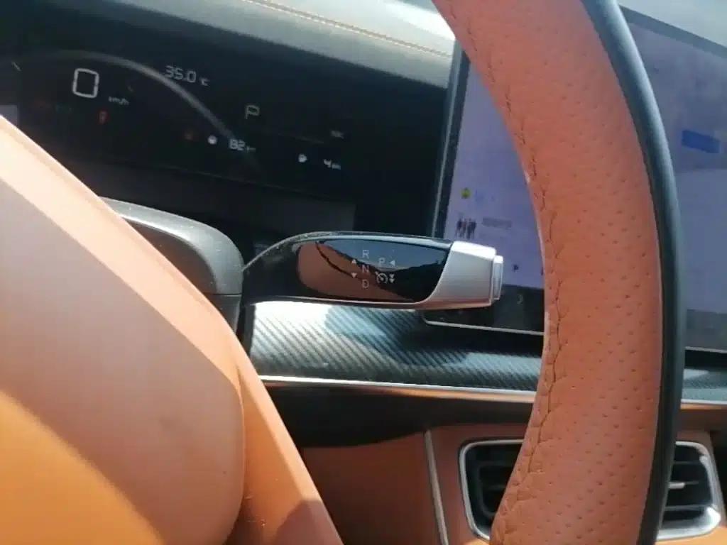 Nezha L 2024 Range Extender 310 Flash Charge Red Edition — миниатюра 21