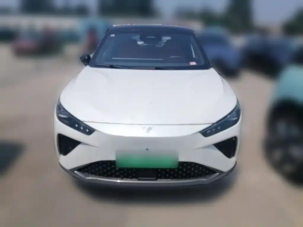 Nezha L 2024 Range Extender 310 Flash Charge Red Edition — миниатюра 5