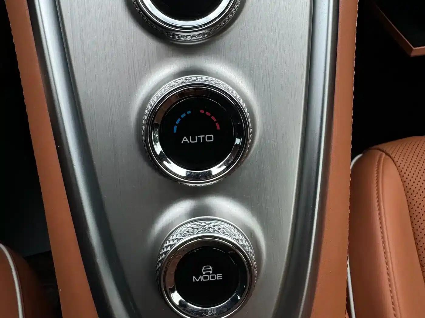 ORA Lightning Cat 2022 555km Premium Edition — миниатюра 23