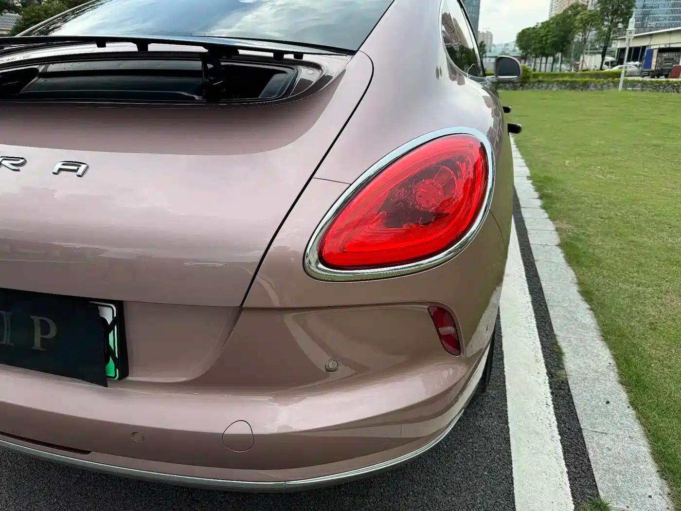 ORA Lightning Cat 2022 555km Premium Edition — миниатюра 10