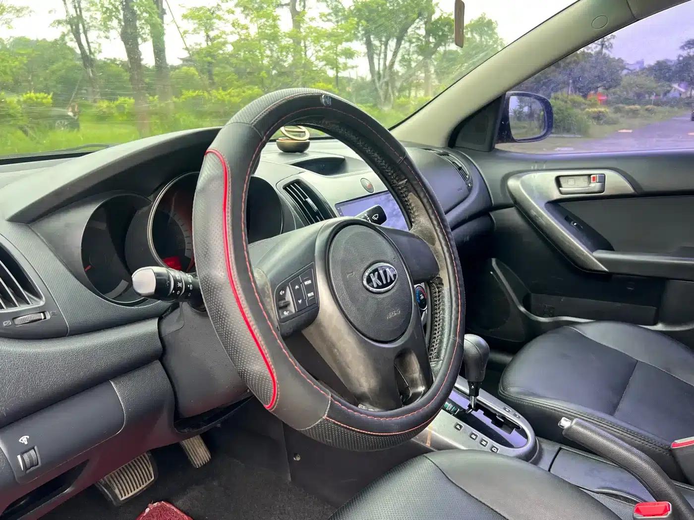 2009 Forte 1.6L AT Premium — миниатюра 16