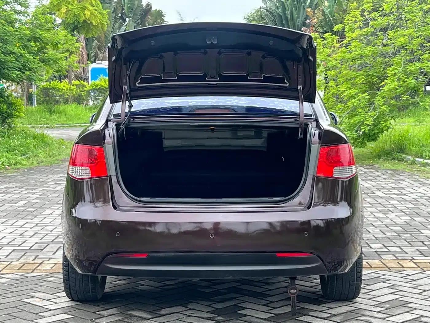 2009 Forte 1.6L AT Premium — миниатюра 18