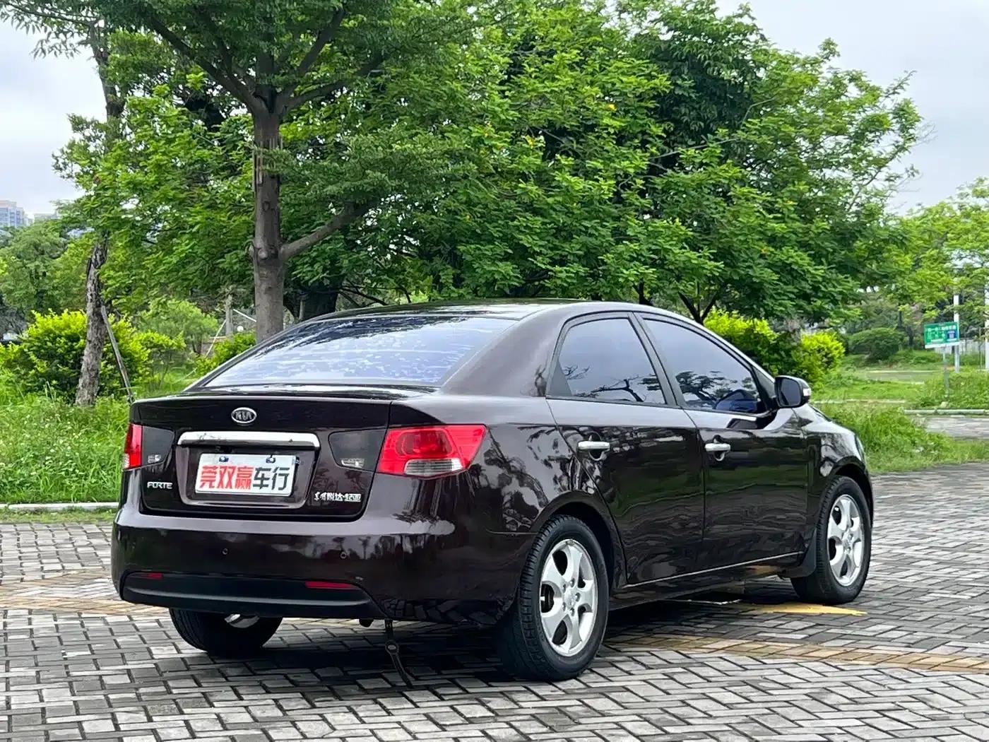 2009 Forte 1.6L AT Premium — миниатюра 7