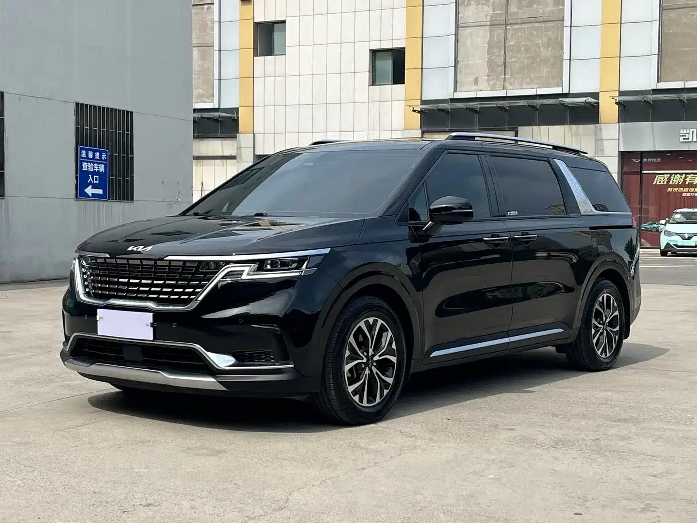 Carnival 2021 2.0T Flagship Edition — миниатюра 1