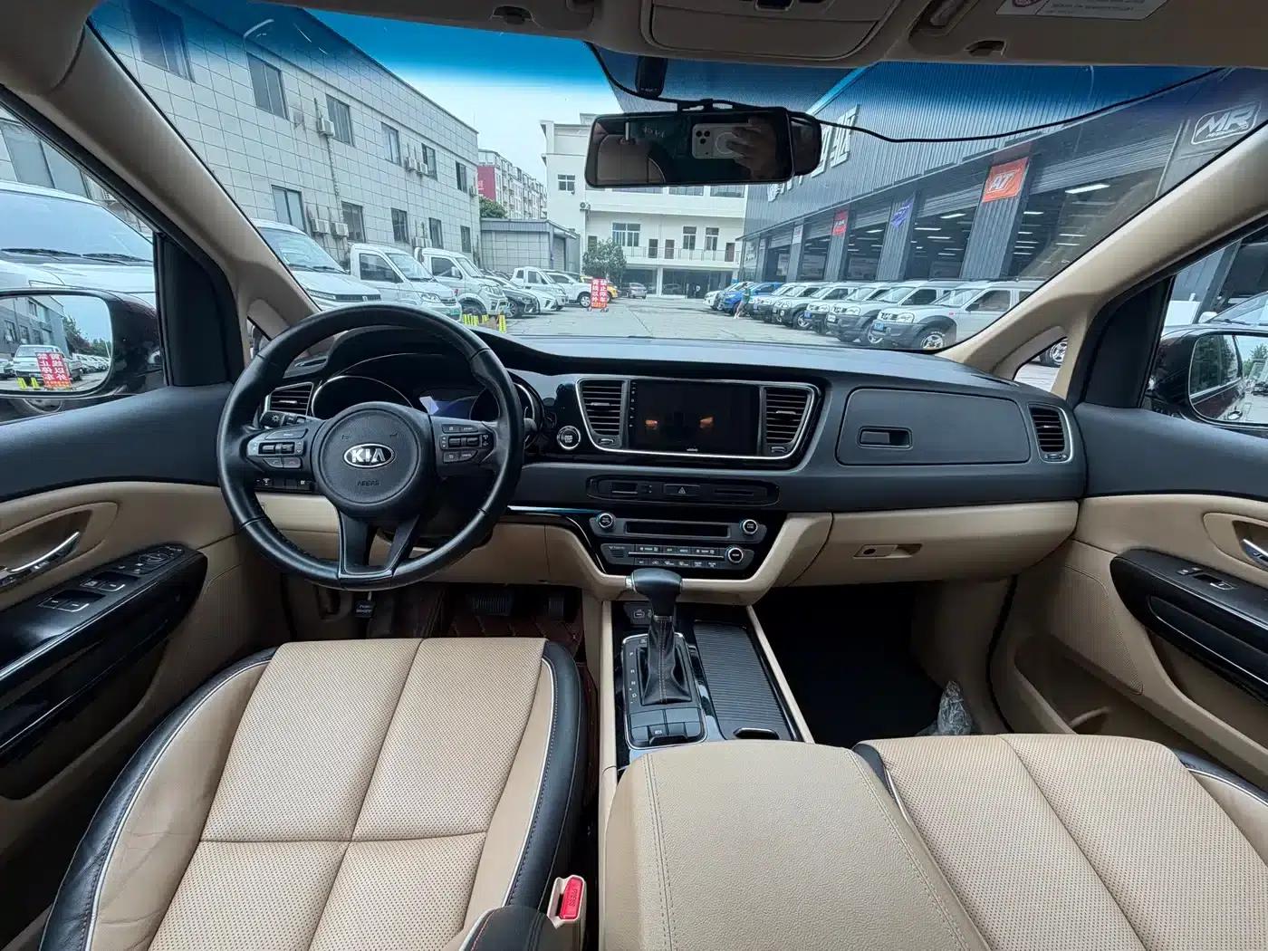 Carnival Imported 2015 2.2T Luxury Edition (National IV Emission Standard) — миниатюра 9
