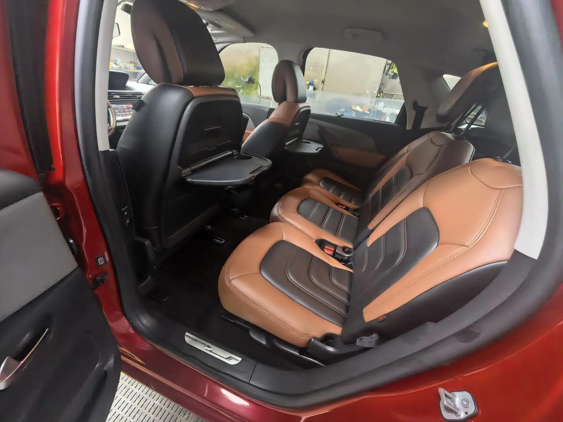 Citroen C4 Picasso 2015 1.6T Fashion Model 5 Seats — миниатюра 21