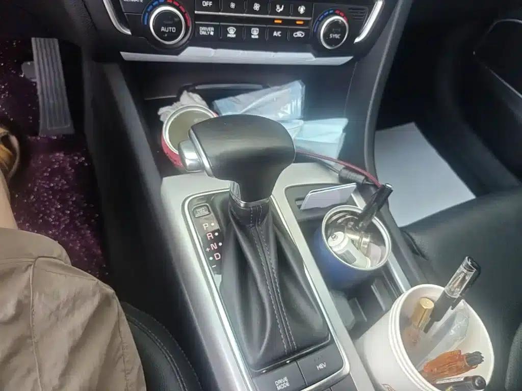 Kia K5 PHEV 2018 2.0L Premium Edition — миниатюра 14