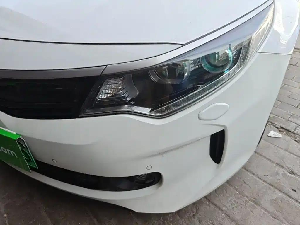 Kia K5 PHEV 2018 2.0L Premium Edition — миниатюра 24