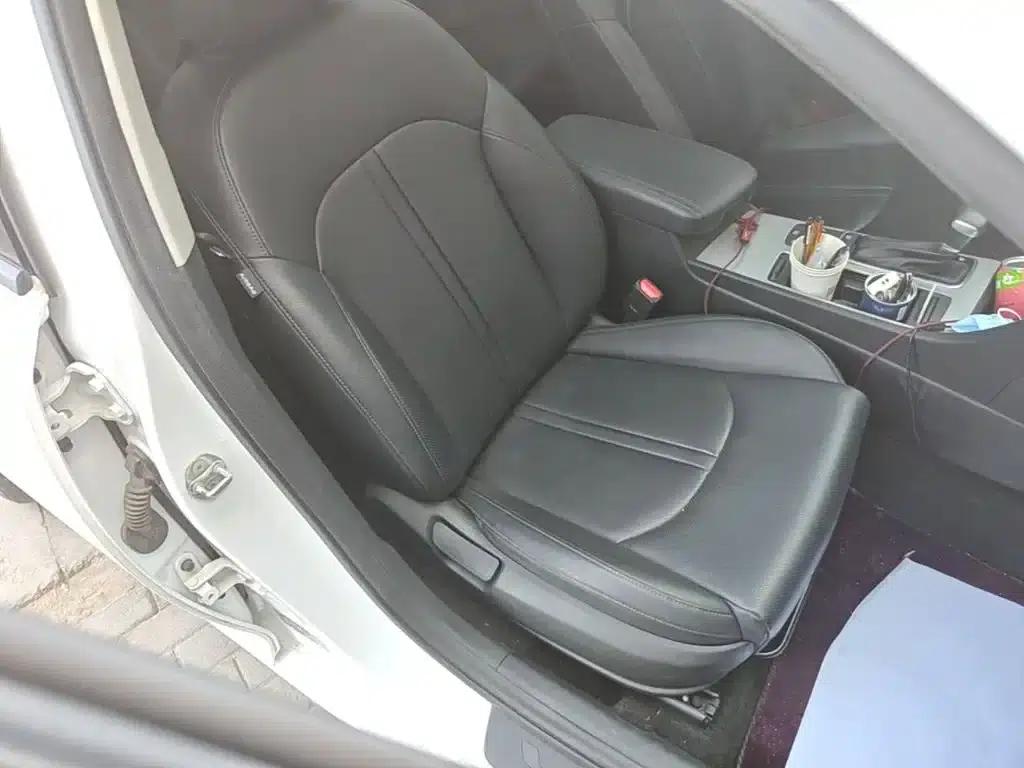 Kia K5 PHEV 2018 2.0L Premium Edition — миниатюра 25