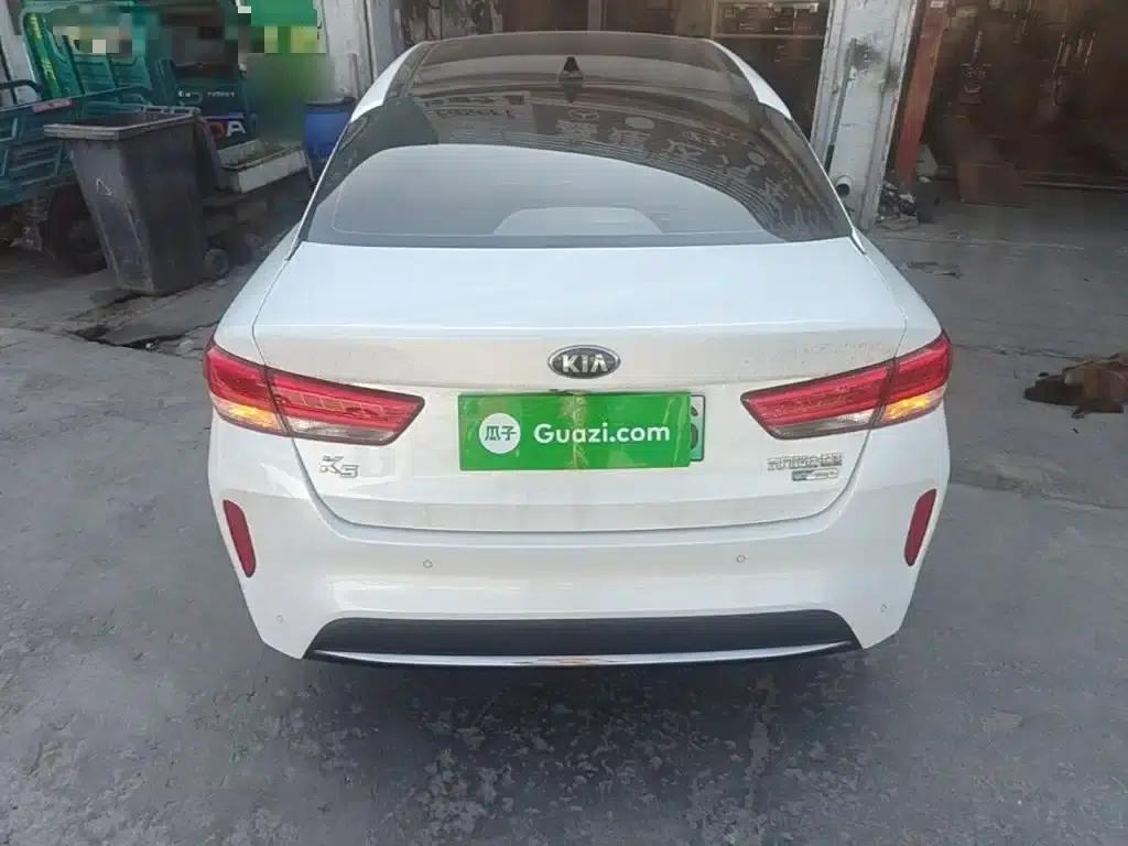 Kia K5 PHEV 2018 2.0L Premium Edition — миниатюра 6