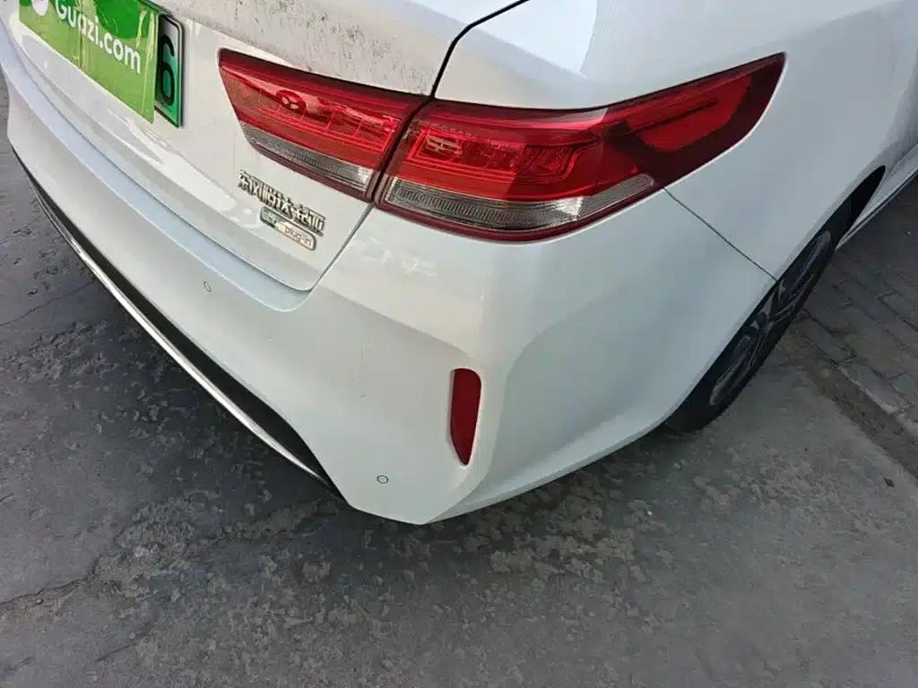 Kia K5 PHEV 2018 2.0L Premium Edition — миниатюра 8
