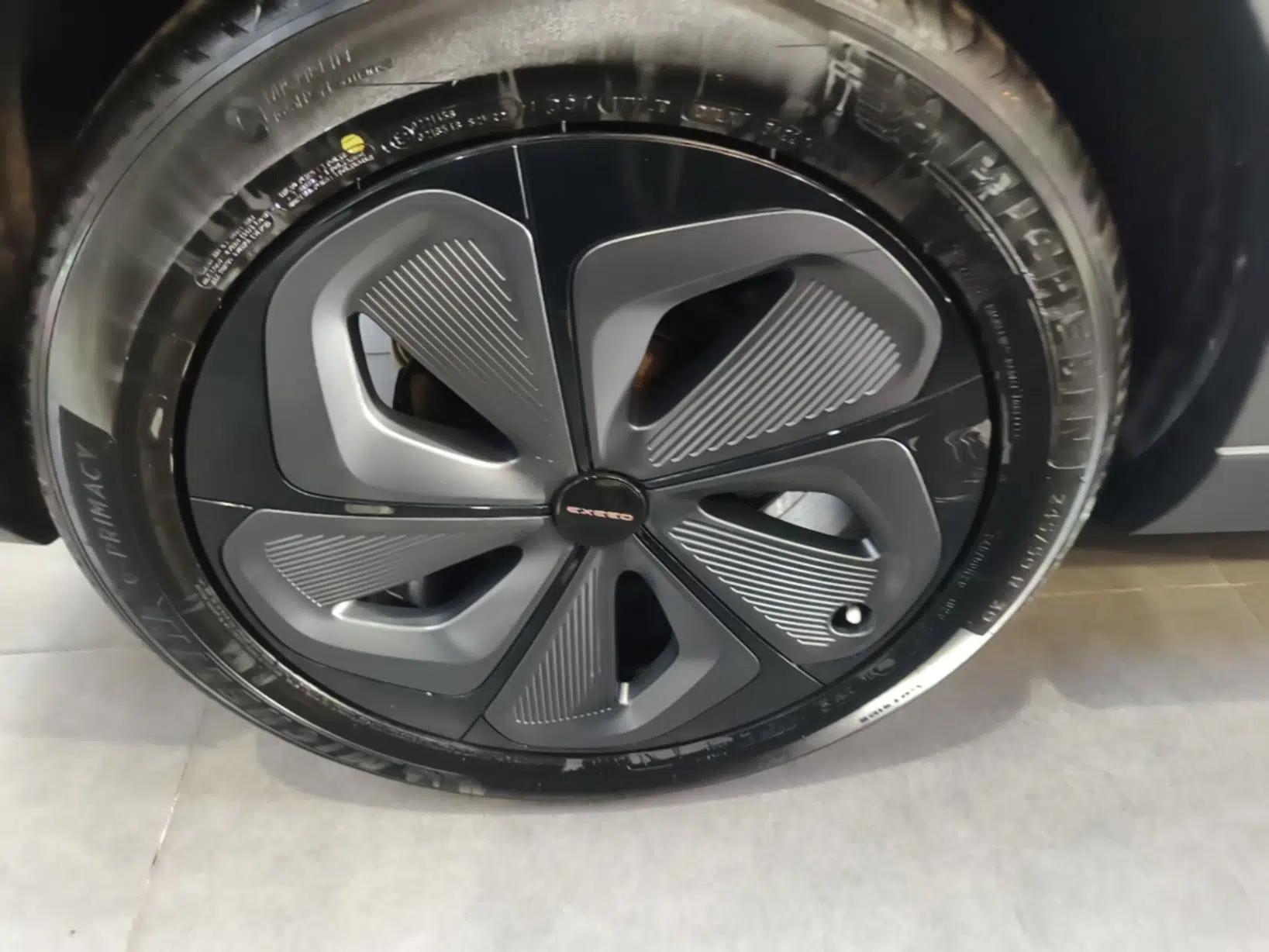 EXEED Stellar 2023 400T Four-Wheel Drive Luxury Edition — миниатюра 11