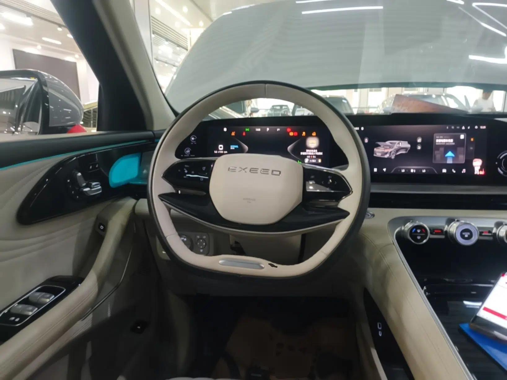 EXEED Stellar 2023 400T Four-Wheel Drive Luxury Edition — миниатюра 13