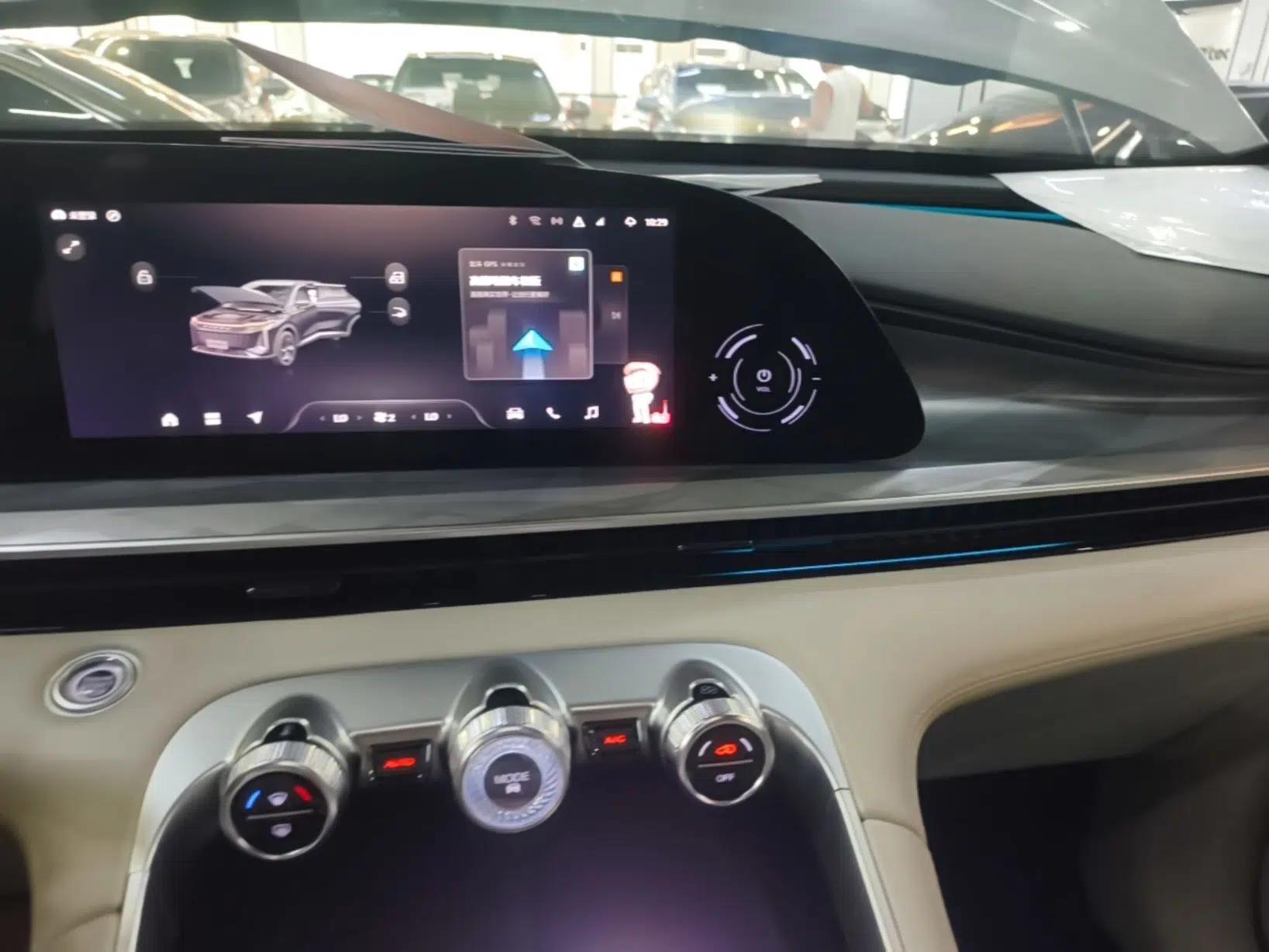 EXEED Stellar 2023 400T Four-Wheel Drive Luxury Edition — миниатюра 15