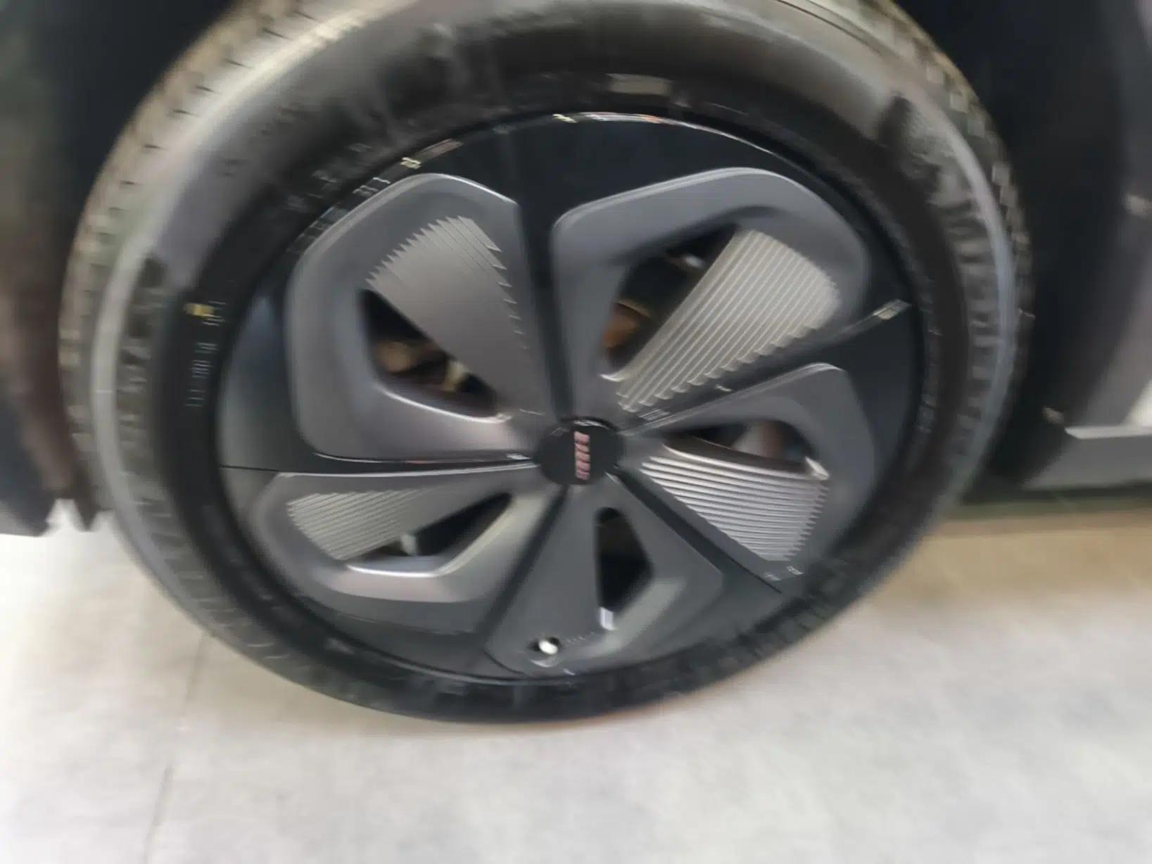 EXEED Stellar 2023 400T Four-Wheel Drive Luxury Edition — миниатюра 10
