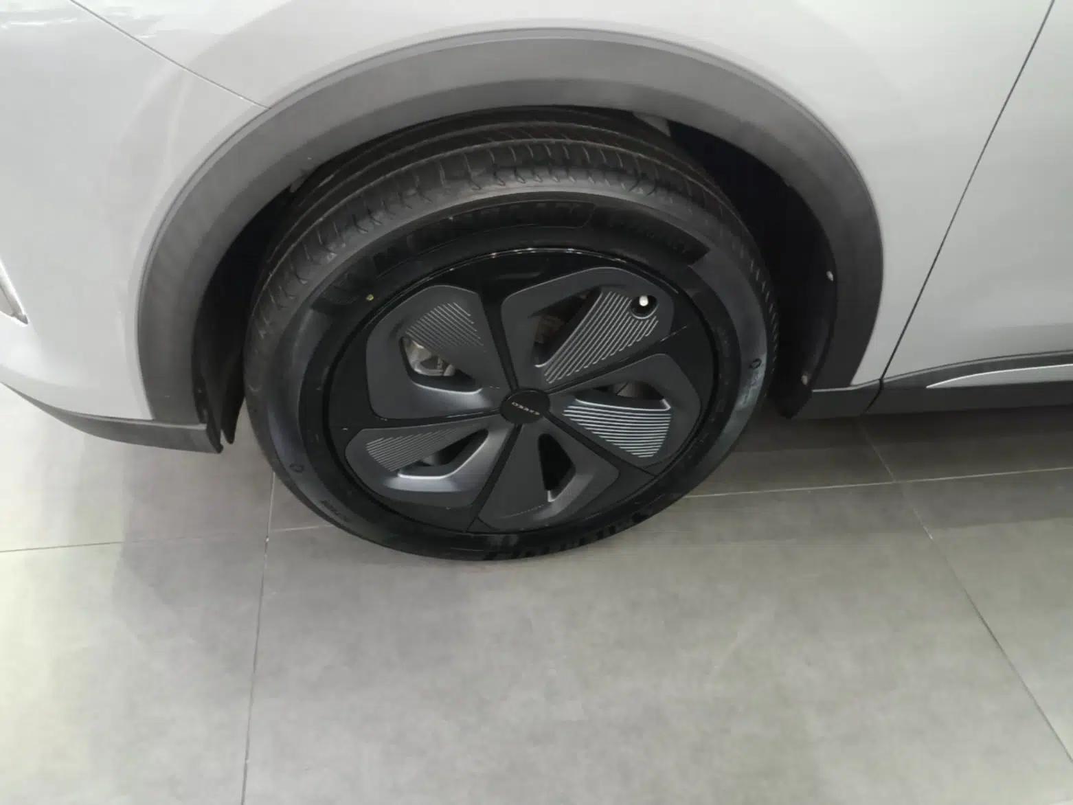 EXEED Stellar 2023 400T Four-Wheel Drive Deluxe Edition — миниатюра 10