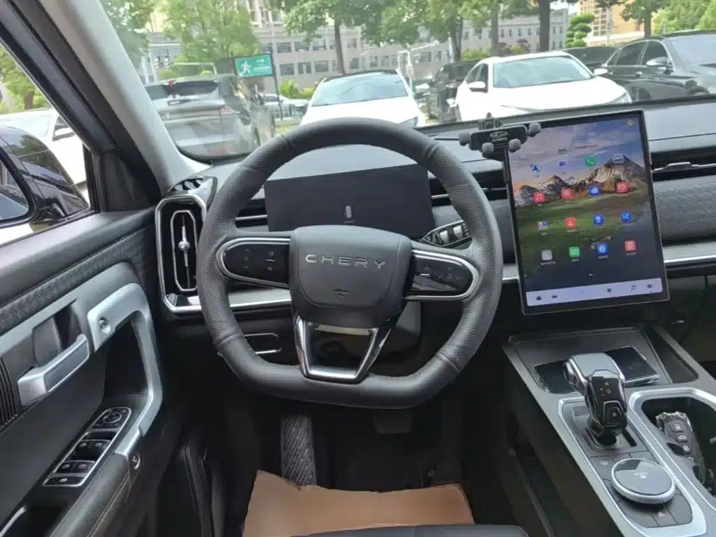 Explore 06 2023 Urban Edition 1.6T 2WD Comfort — миниатюра 11