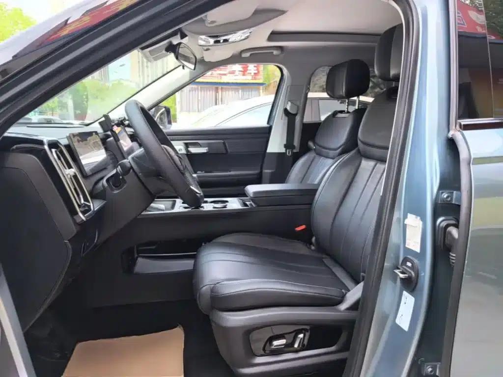 Explore 06 2023 Urban Edition 1.6T 2WD Comfort — миниатюра 15