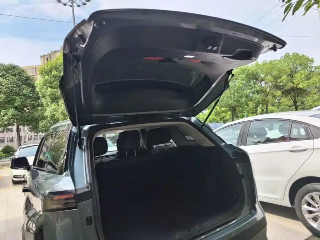Explore 06 2023 Urban Edition 1.6T 2WD Comfort — миниатюра 19