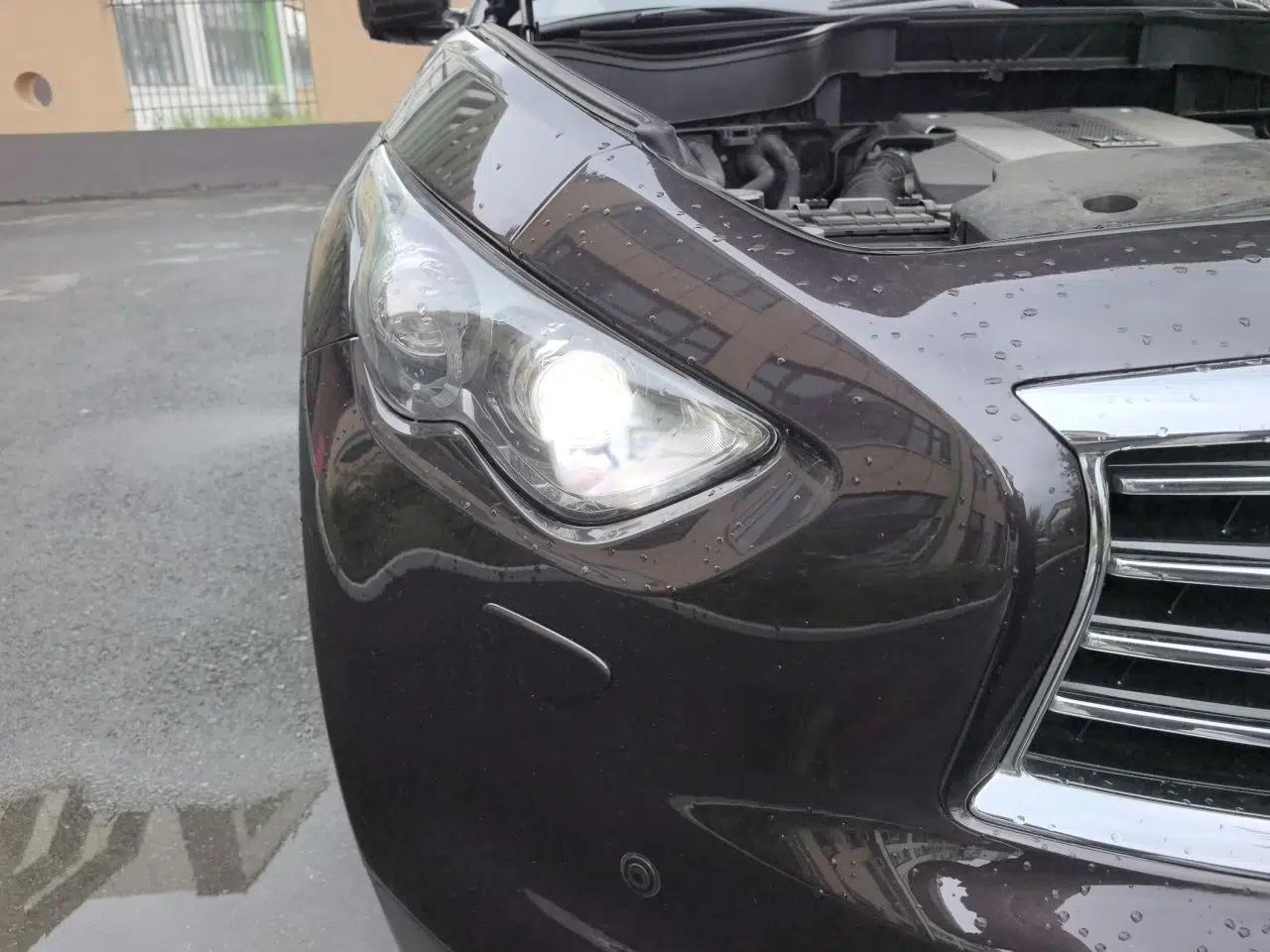 Infiniti QX70 2013 3.7L Supreme Edition — миниатюра 7