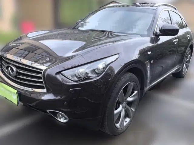 Infiniti QX70 2013 3.7L Supreme Edition
