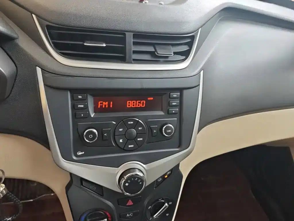 Fengyun 2 2016 1.5L Manual Value Edition — миниатюра 13