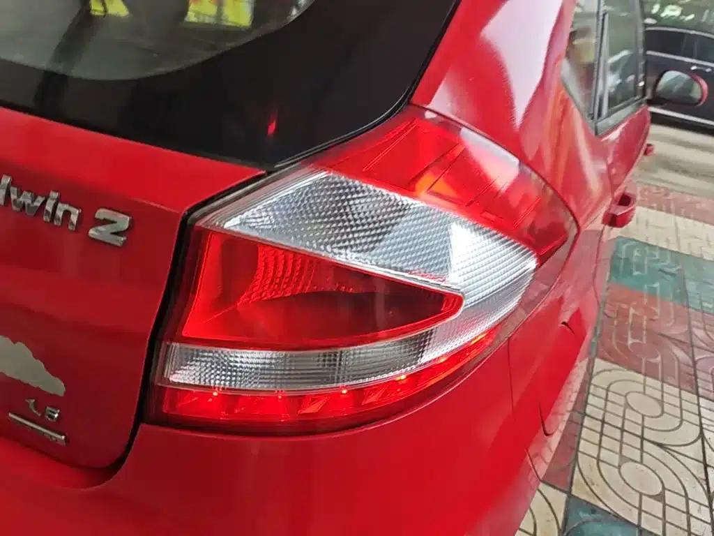 Fengyun 2 2016 1.5L Manual Value Edition — миниатюра 8