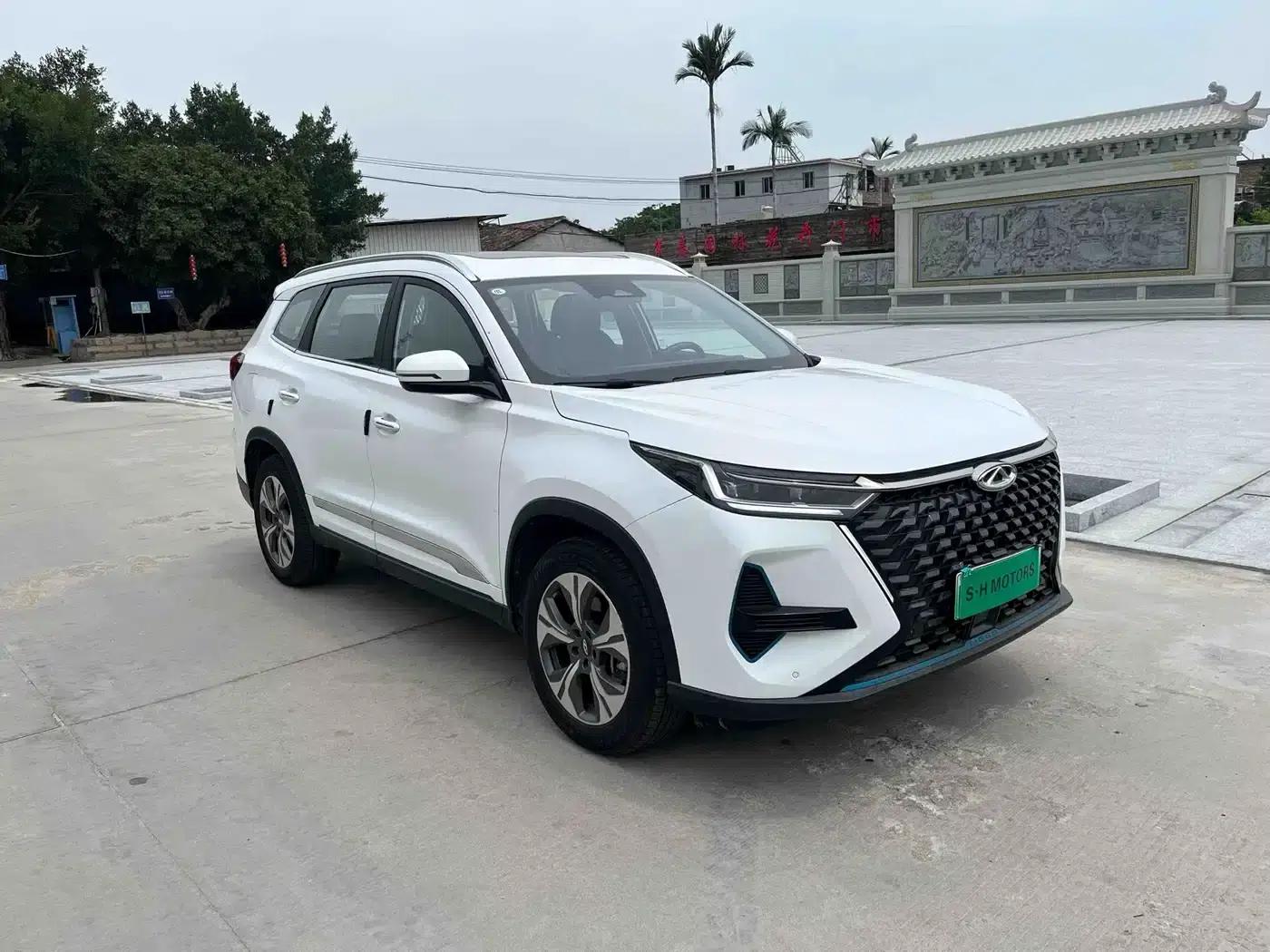 Chery Tiggo 8 PRO PHEV 2023 1.5T Premium Edition — миниатюра 3