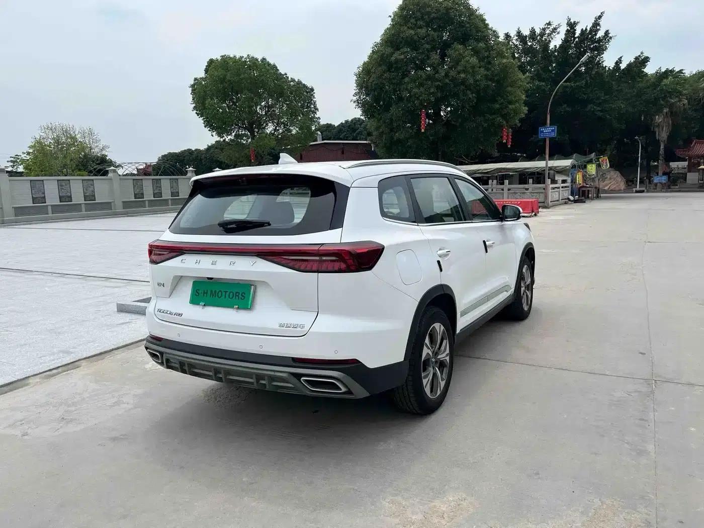 Chery Tiggo 8 PRO PHEV 2023 1.5T Premium Edition — миниатюра 7
