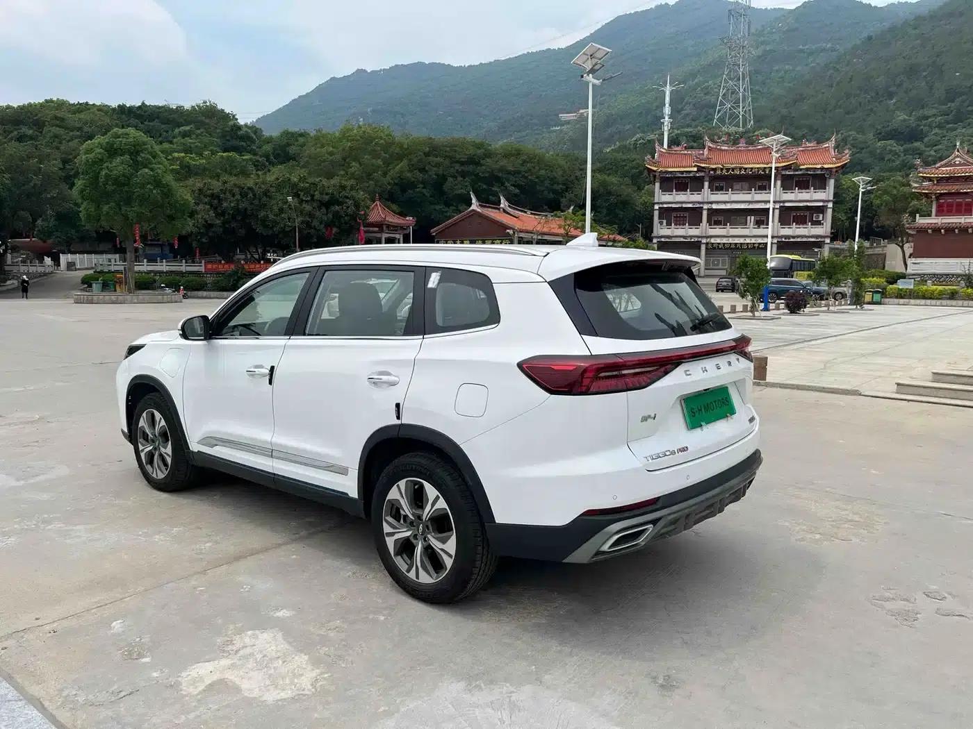 Chery Tiggo 8 PRO PHEV 2023 1.5T Premium Edition — миниатюра 9