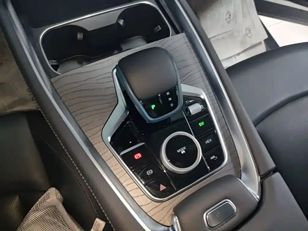 Chery Tiggo 8 PRO PHEV 2023 Champion Edition 1.5T 100km Glory Edition — миниатюра 14