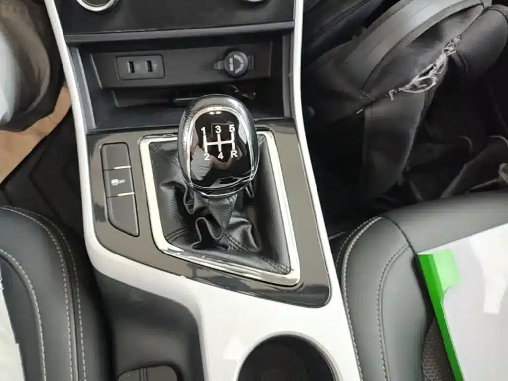 Chery Arrizo GX 2019 Champion Edition 1.5L Manual Fashion Model — миниатюра 14