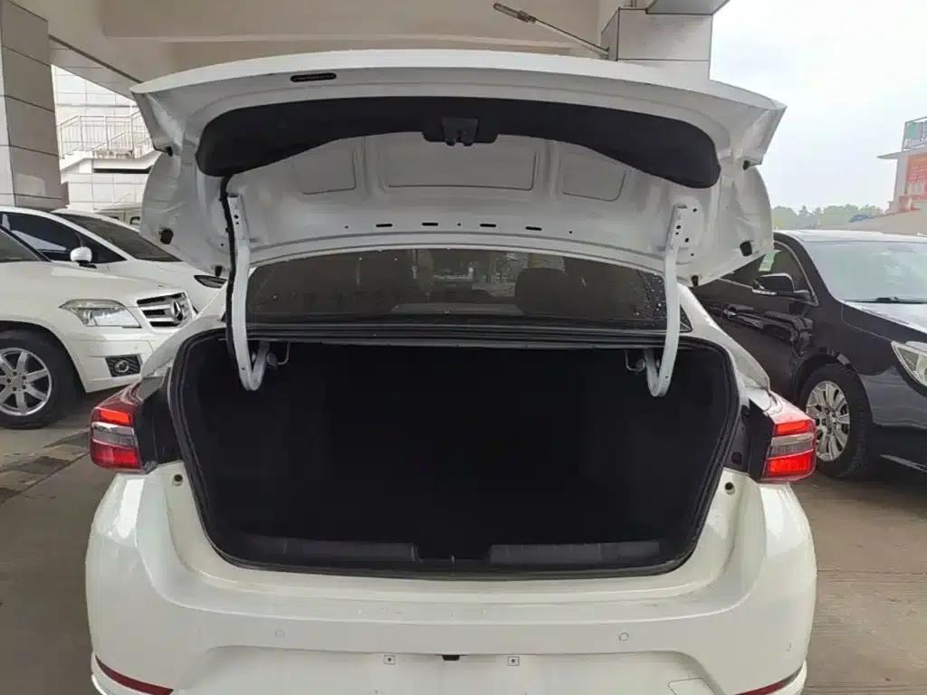Chery Arrizo GX 2019 Champion Edition 1.5L Manual Fashion Model — миниатюра 19
