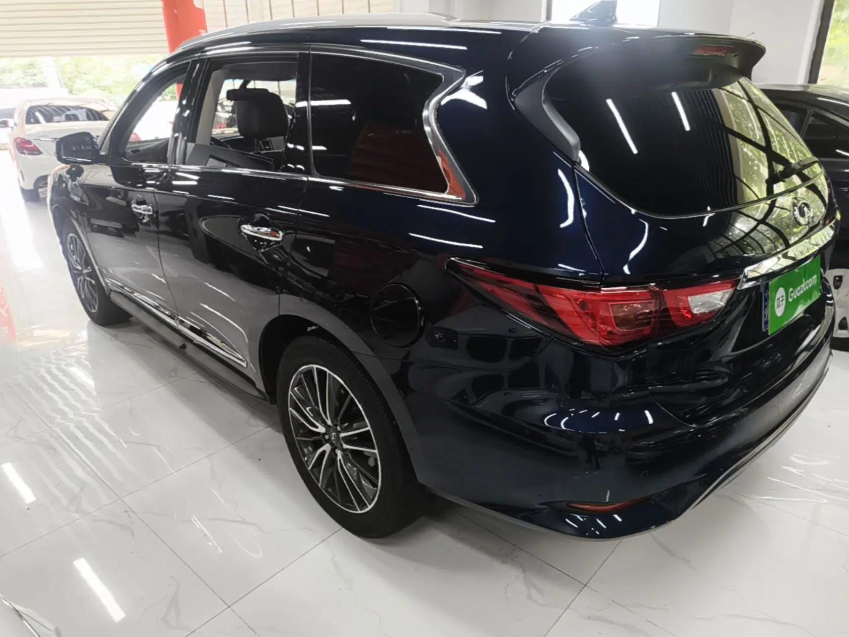 Infiniti QX60 2018 2.5 S/C Hybrid Two-Wheel-Drive Champion Family Edition — миниатюра 13