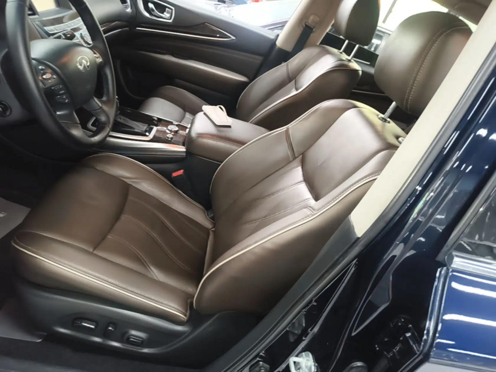 Infiniti QX60 2018 2.5 S/C Hybrid Two-Wheel-Drive Champion Family Edition — миниатюра 22