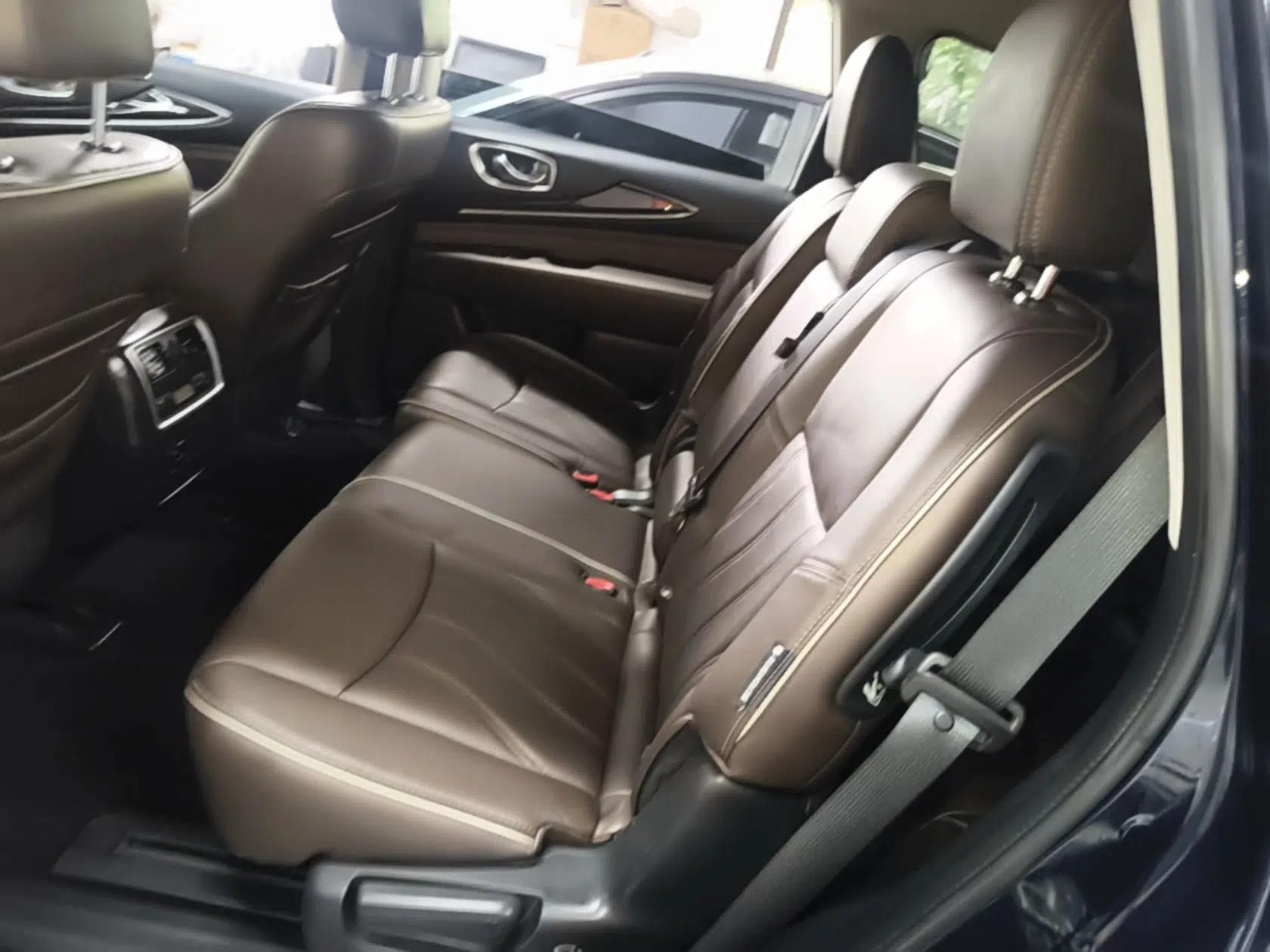 Infiniti QX60 2018 2.5 S/C Hybrid Two-Wheel-Drive Champion Family Edition — миниатюра 25