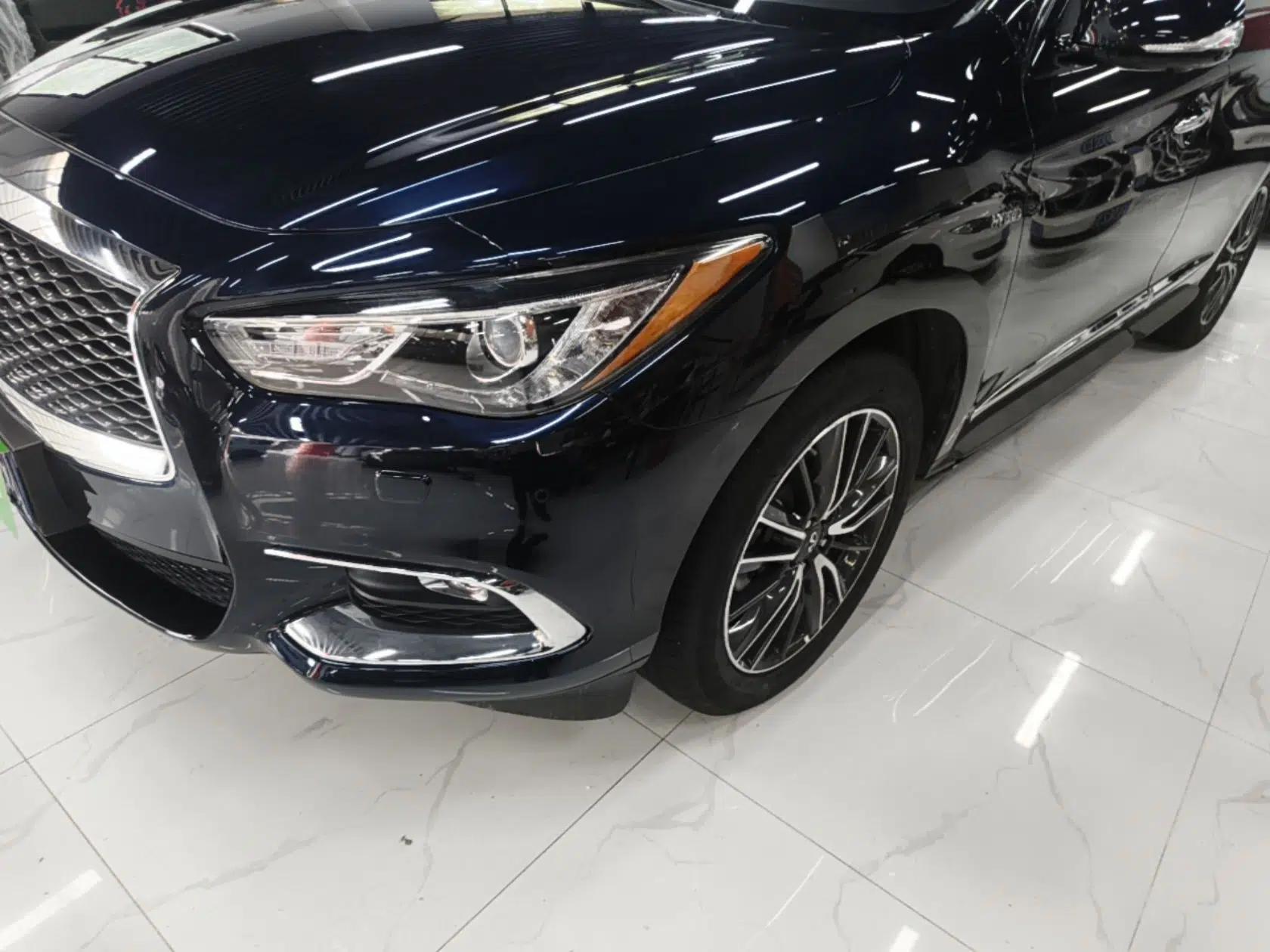Infiniti QX60 2018 2.5 S/C Hybrid Two-Wheel-Drive Champion Family Edition — миниатюра 8