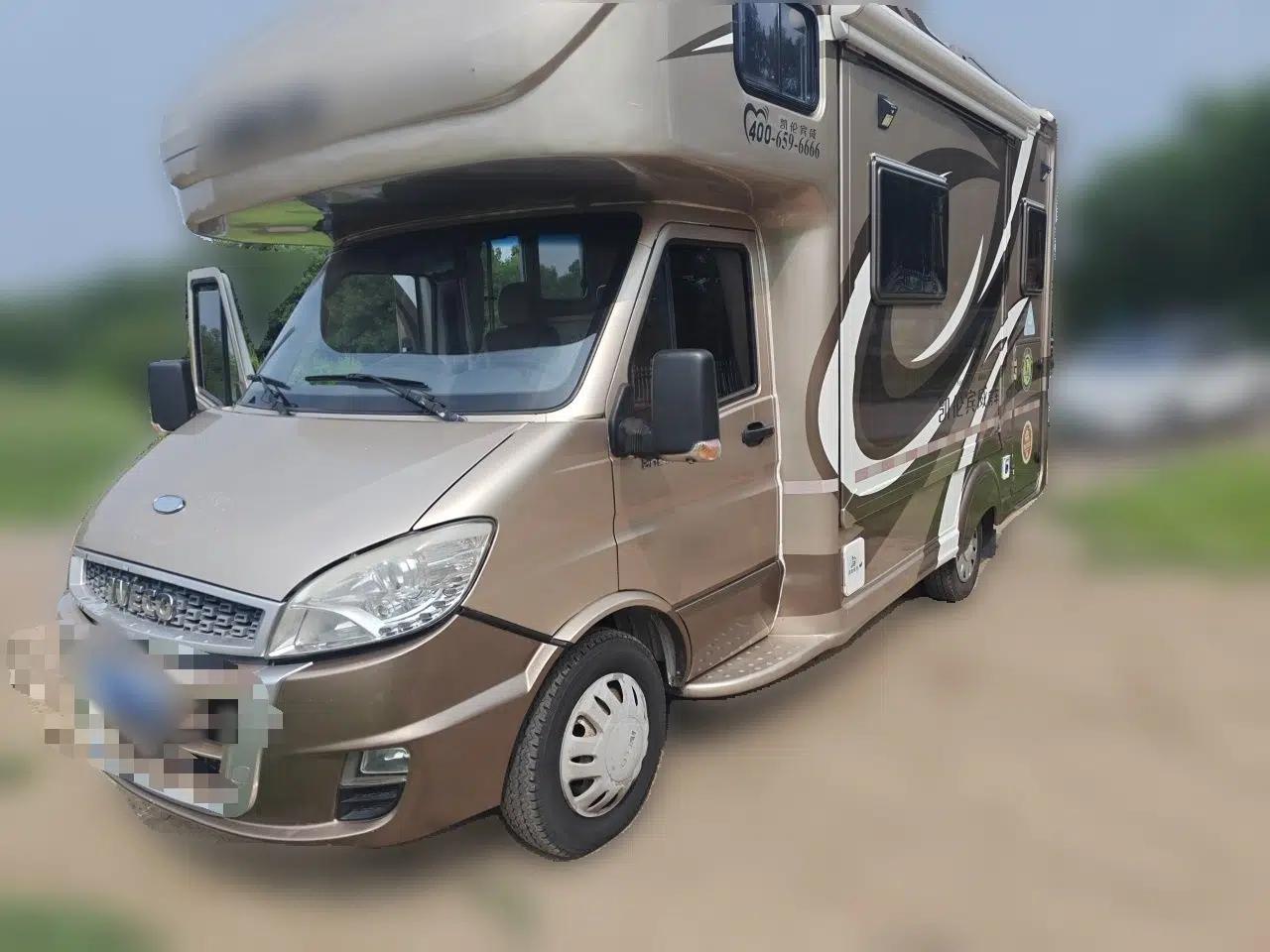 Iveco Power Daily 2017 Karenbinwei Compact Dedicated Passenger Van, 3.0L Manual, 4 Seats — миниатюра 1