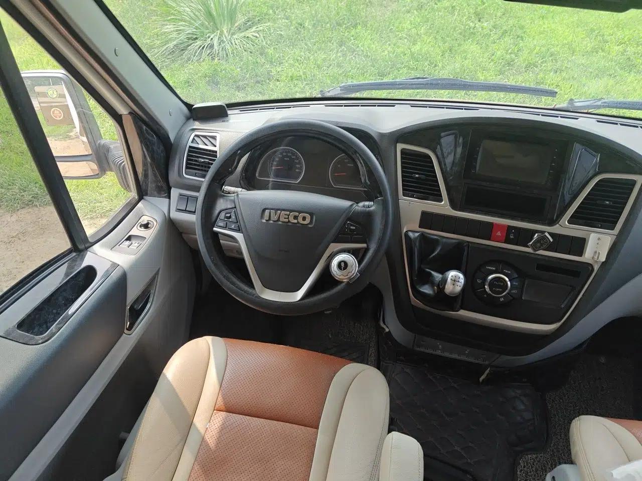 Iveco Power Daily 2017 Karenbinwei Compact Dedicated Passenger Van, 3.0L Manual, 4 Seats — миниатюра 10