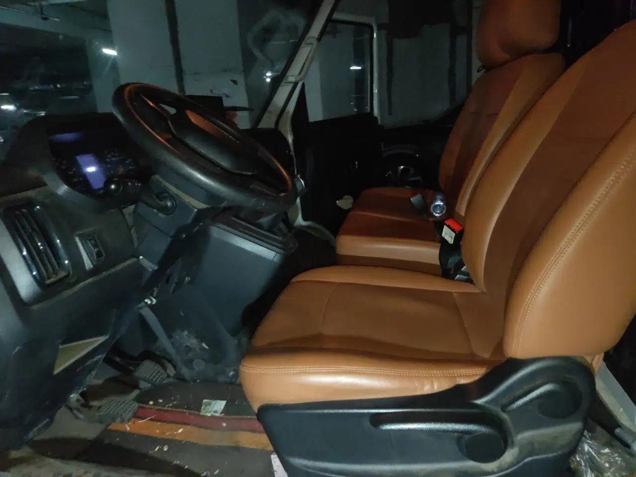 Iveco Daily 2023 Iveco Deway, manual, 3 seats, 2.5T, dual rear tires, diesel — миниатюра 15