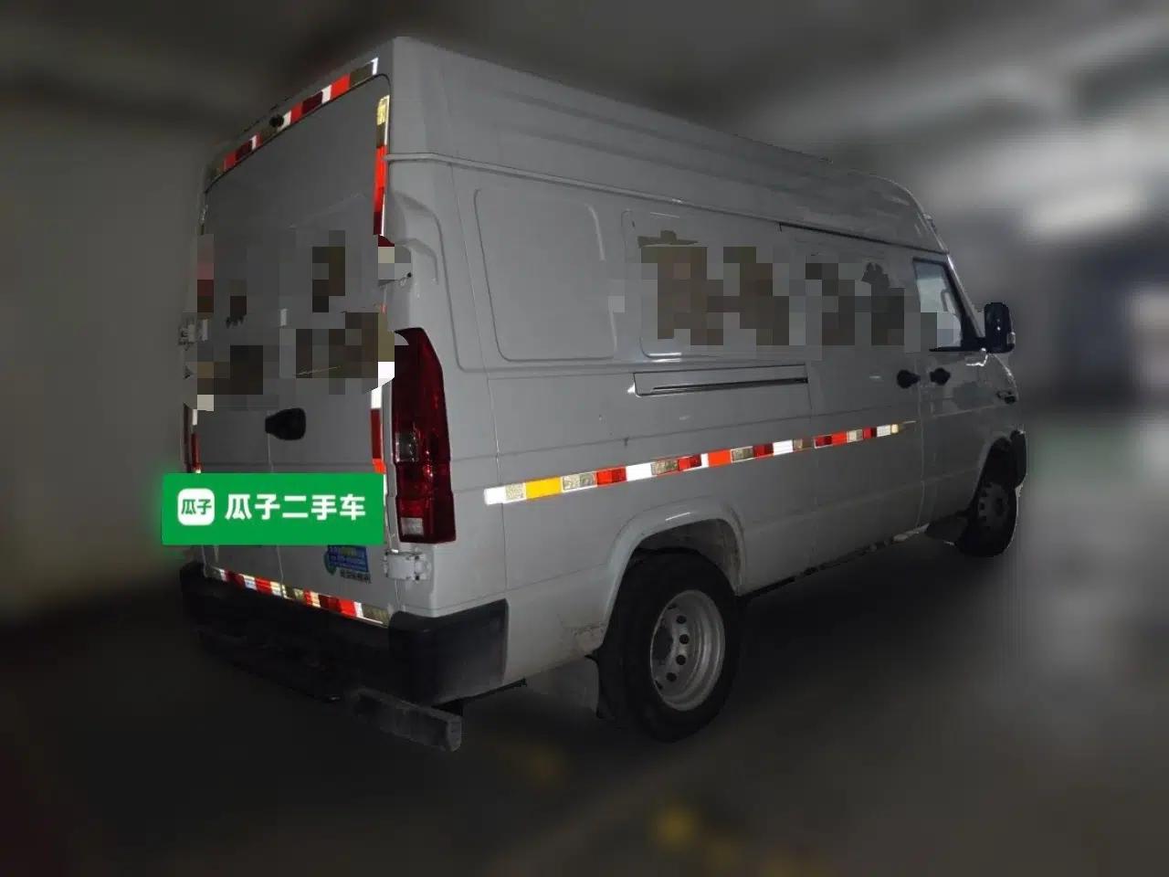 Iveco Daily 2023 Iveco Deway, manual, 3 seats, 2.5T, dual rear tires, diesel — миниатюра 6