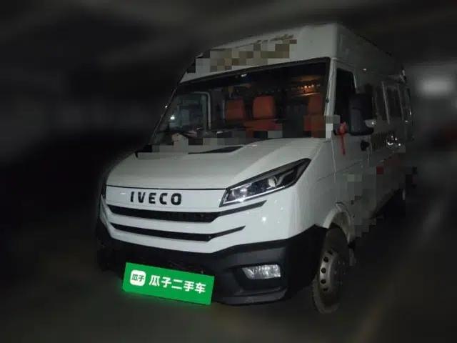 Iveco Daily 2023 Iveco Deway, manual, 3 seats, 2.5T, dual rear tires, diesel