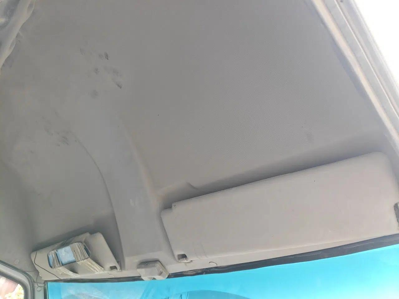 Iveco Daily Iveco Deway short-wheelbase manual 2.8-ton diesel 3‑seat cargo van, dimensions 4,850 × 2,000 × 2,520 mm, curb weight 2,190 kg. — миниатюра 18