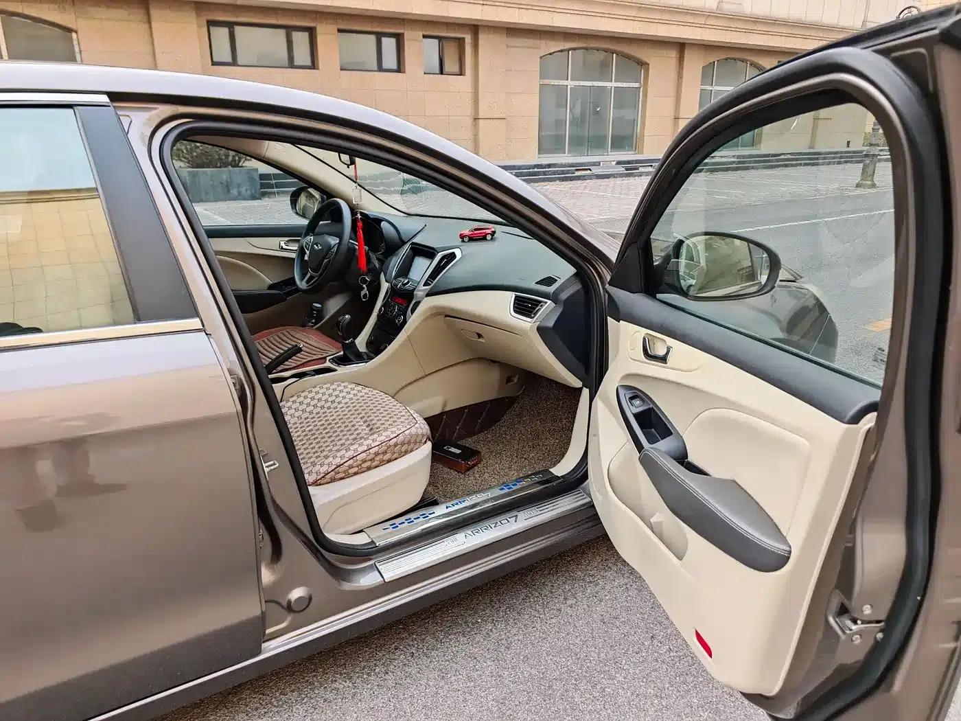 Chery Arrizo 7 2015 1.5T Manual Elite Edition — миниатюра 13